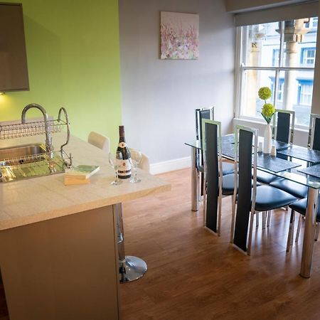 Cornerhouse Apartments Лландидно Экстерьер фото